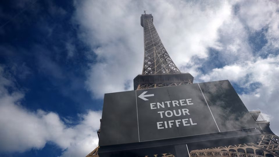 Eiffel Tower Closes After Staff Strike Over Protocol for Hindu Group Visit